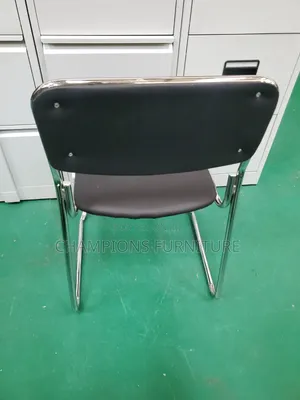 The Metro Minimalistic Visitors Chair