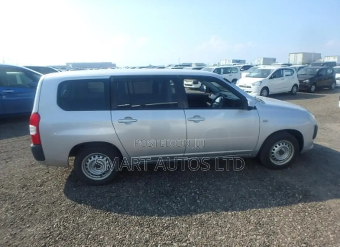 Toyota Probox 2021 Silver