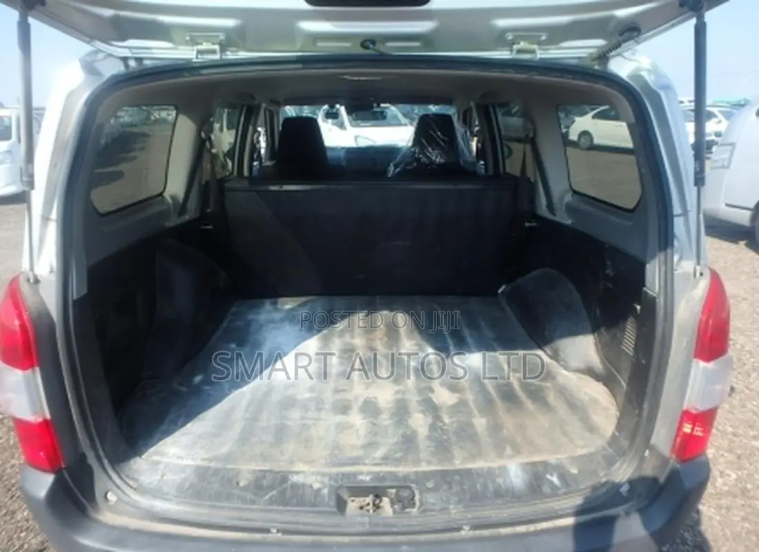 Toyota Probox 2021 Silver