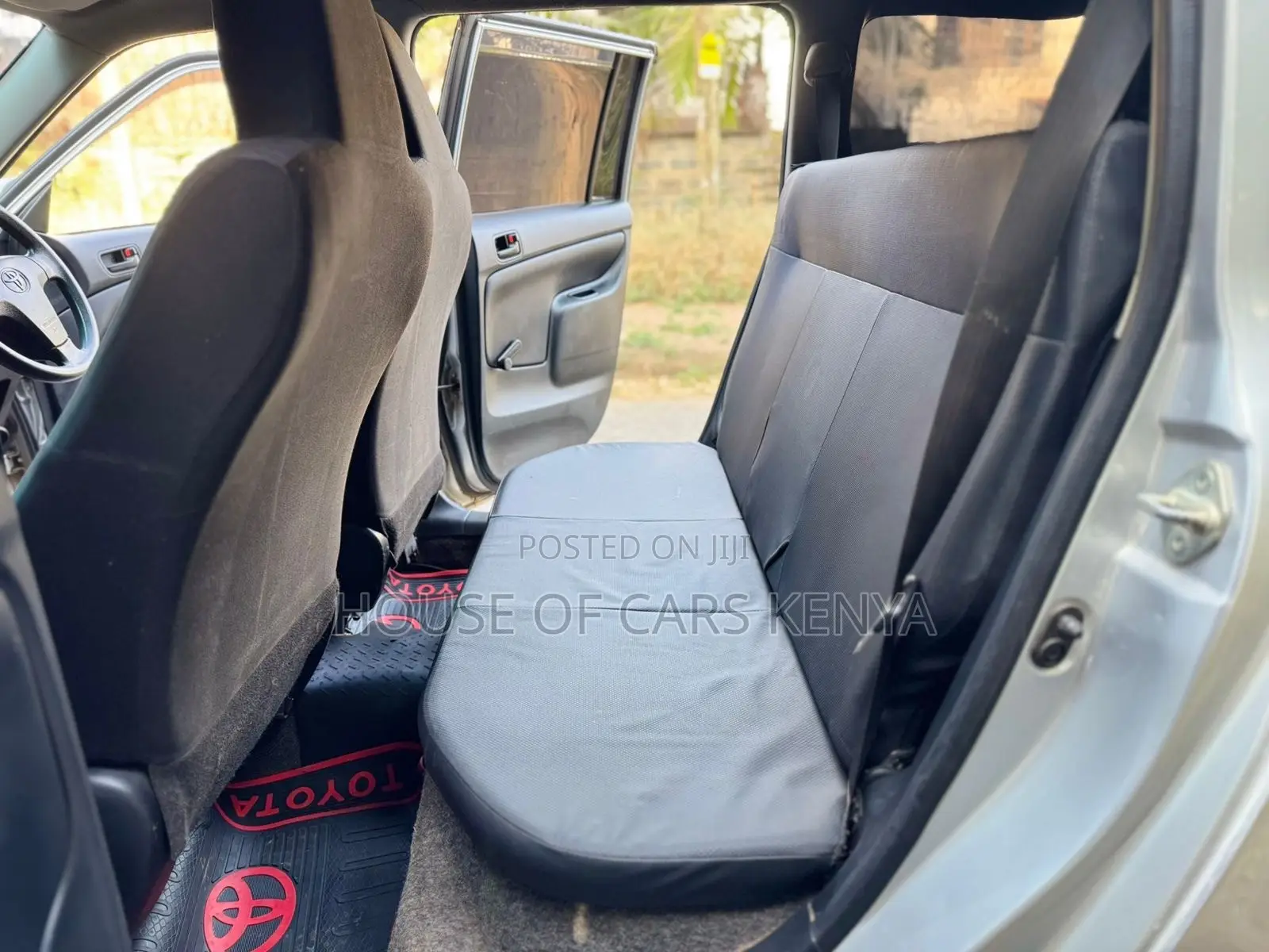 Toyota Probox 2018 Silver