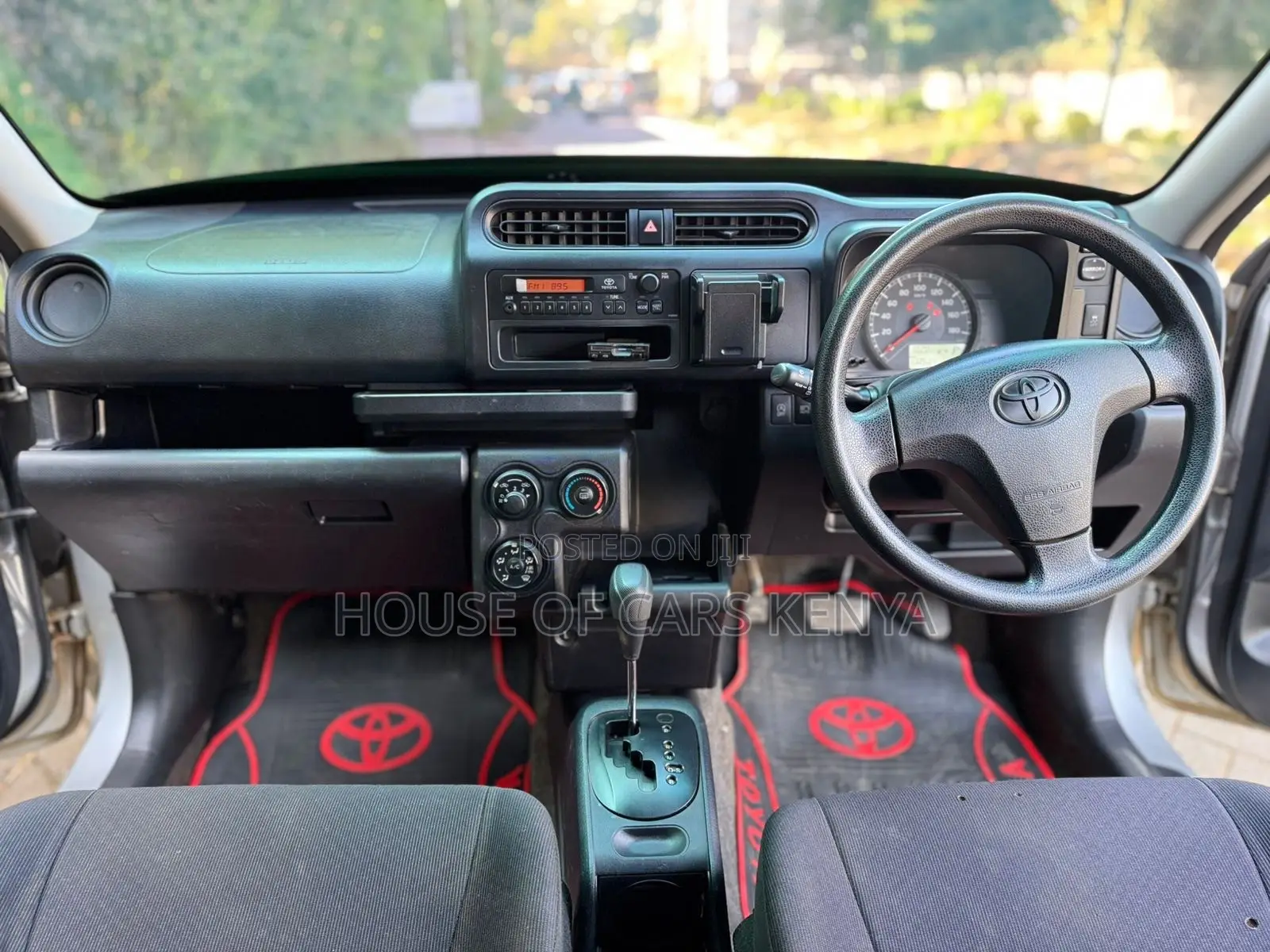Toyota Probox 2018 Silver