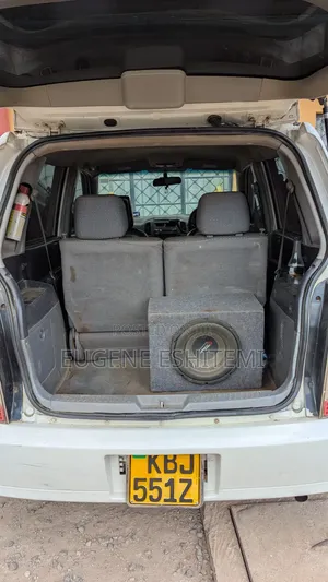 Mitsubishi Dingo 2002 White