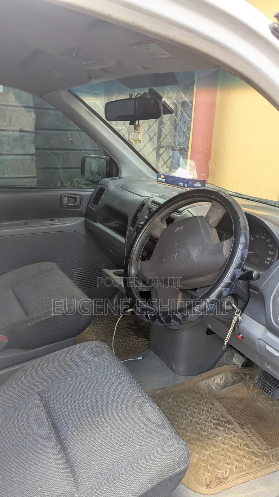 Mitsubishi Dingo 2002 White