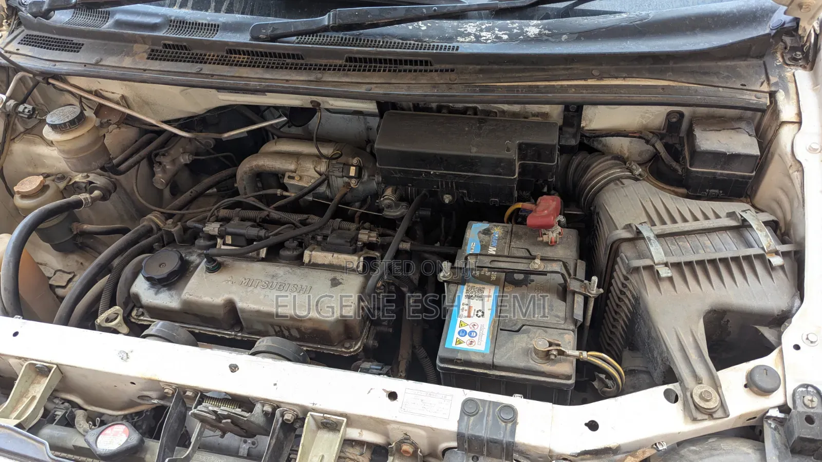 Mitsubishi Dingo 2002 White