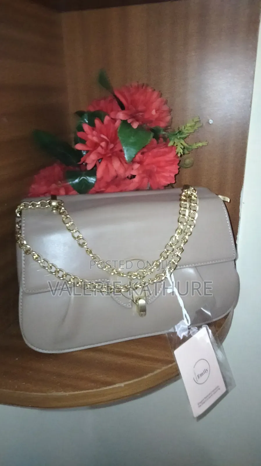 Sassy,Elegant New Handbags on Budget