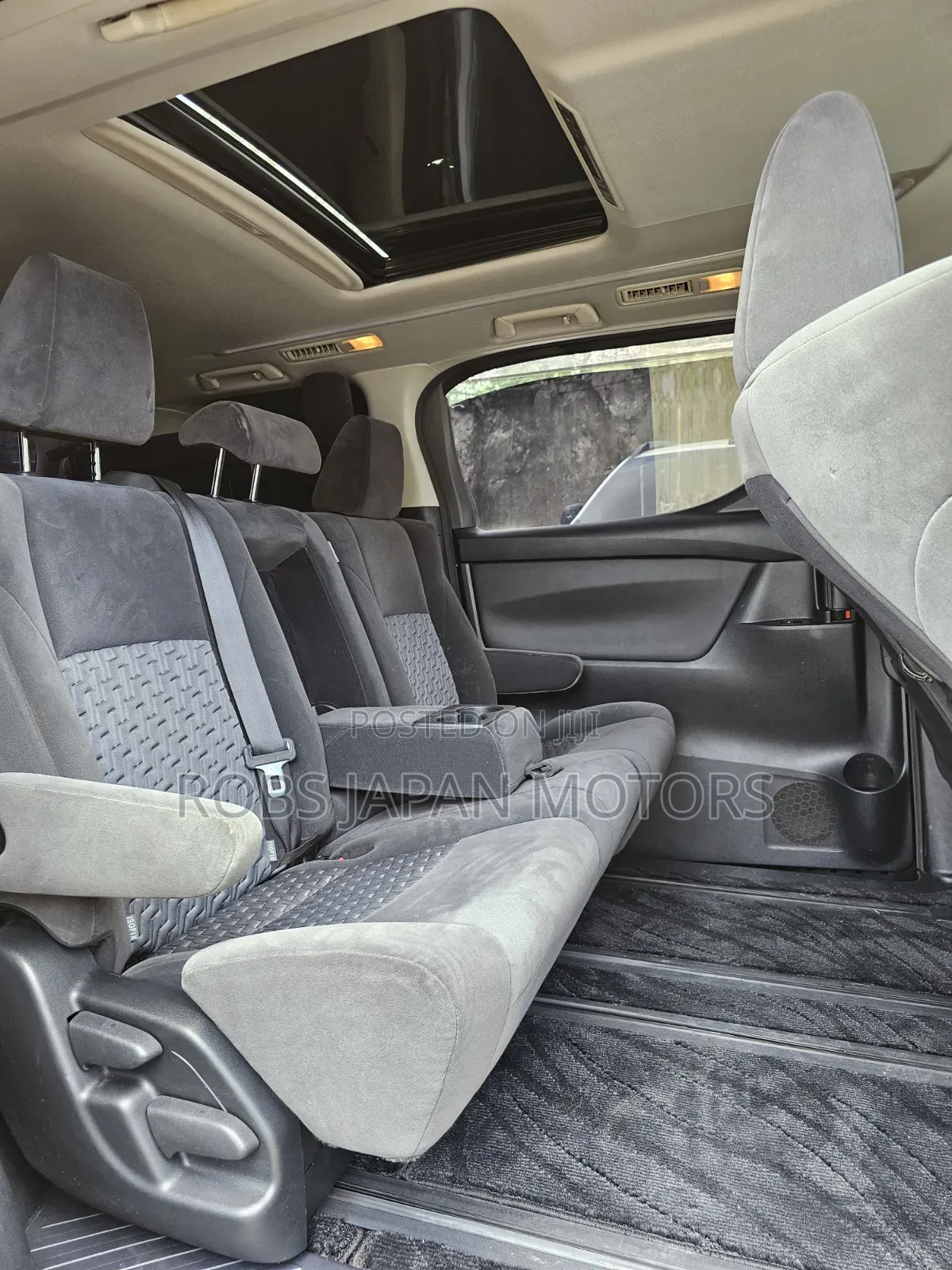 Toyota Alphard 2018 Black