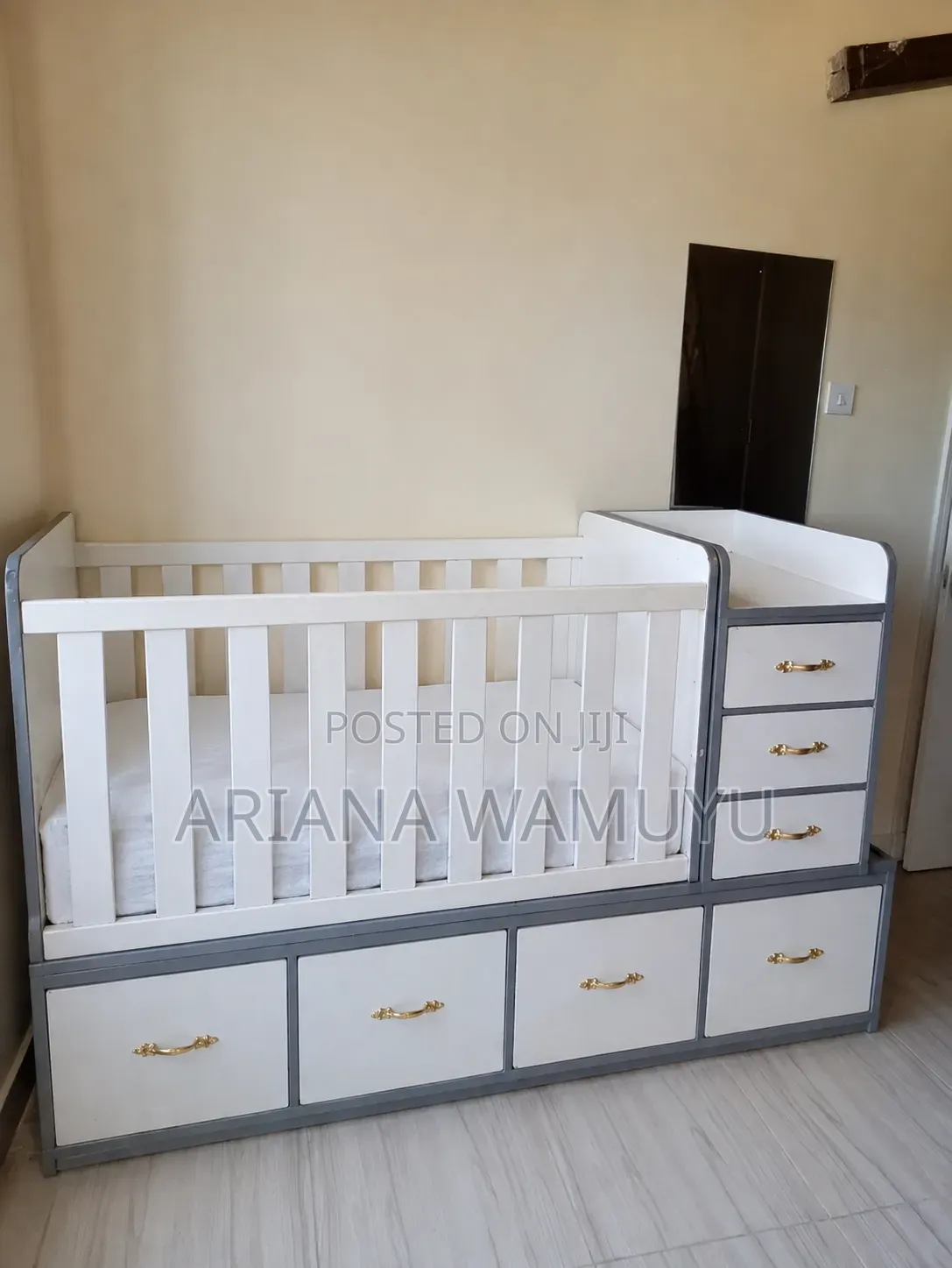 Baby Bed  5 1/2 Ft