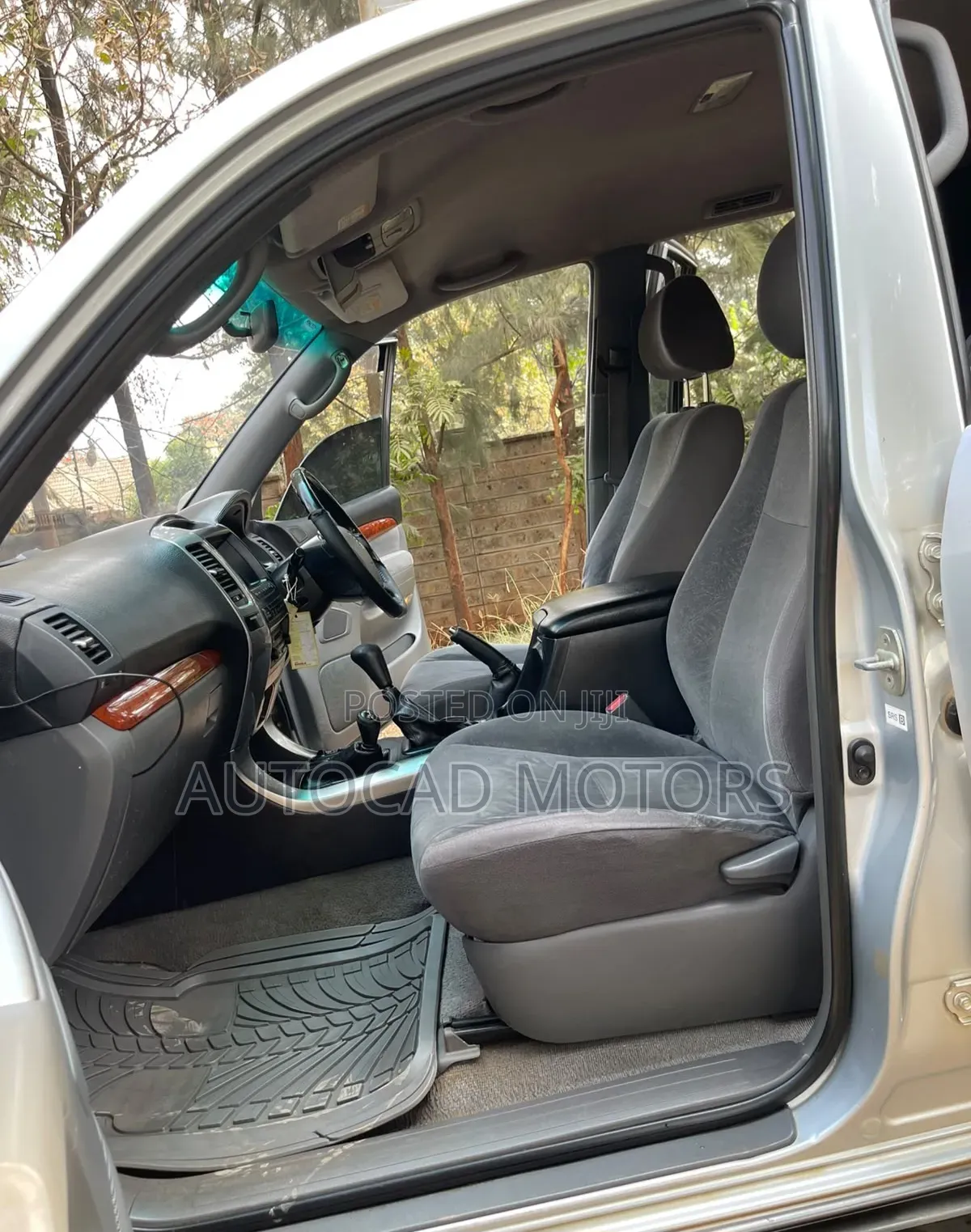 Toyota Land Cruiser Prado 2004 Silver