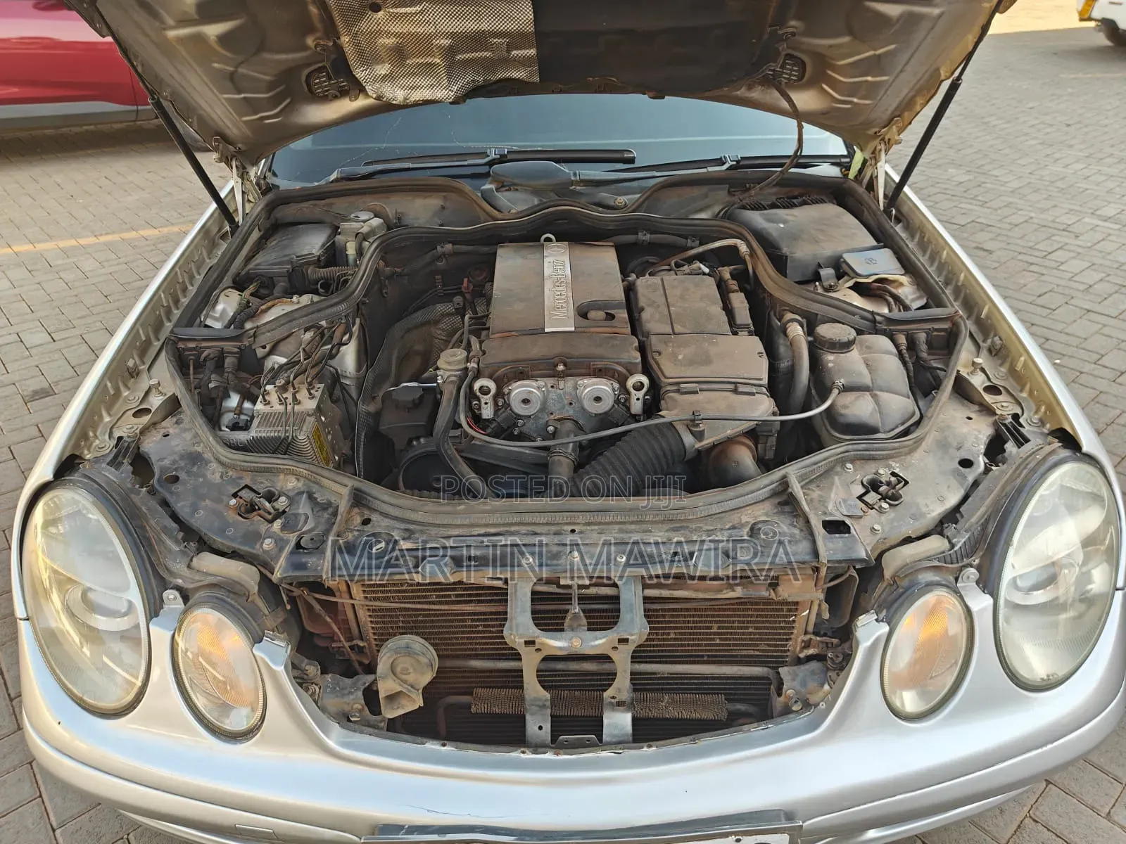 Mercedes-Benz E200 2023 Silver