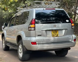 Toyota Land Cruiser Prado 2004 Silver
