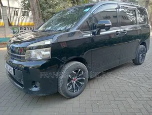 Toyota Voxy 2014 Black