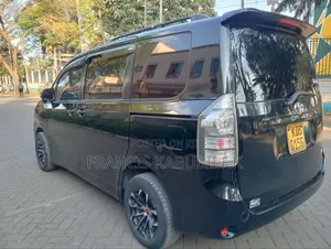 Toyota Voxy 2014 Black