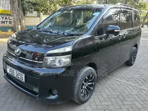 Toyota Voxy 2014 Black