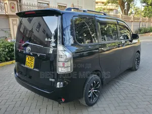 Toyota Voxy 2014 Black