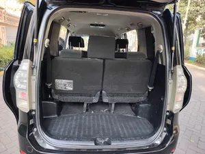 Toyota Voxy 2014 Black