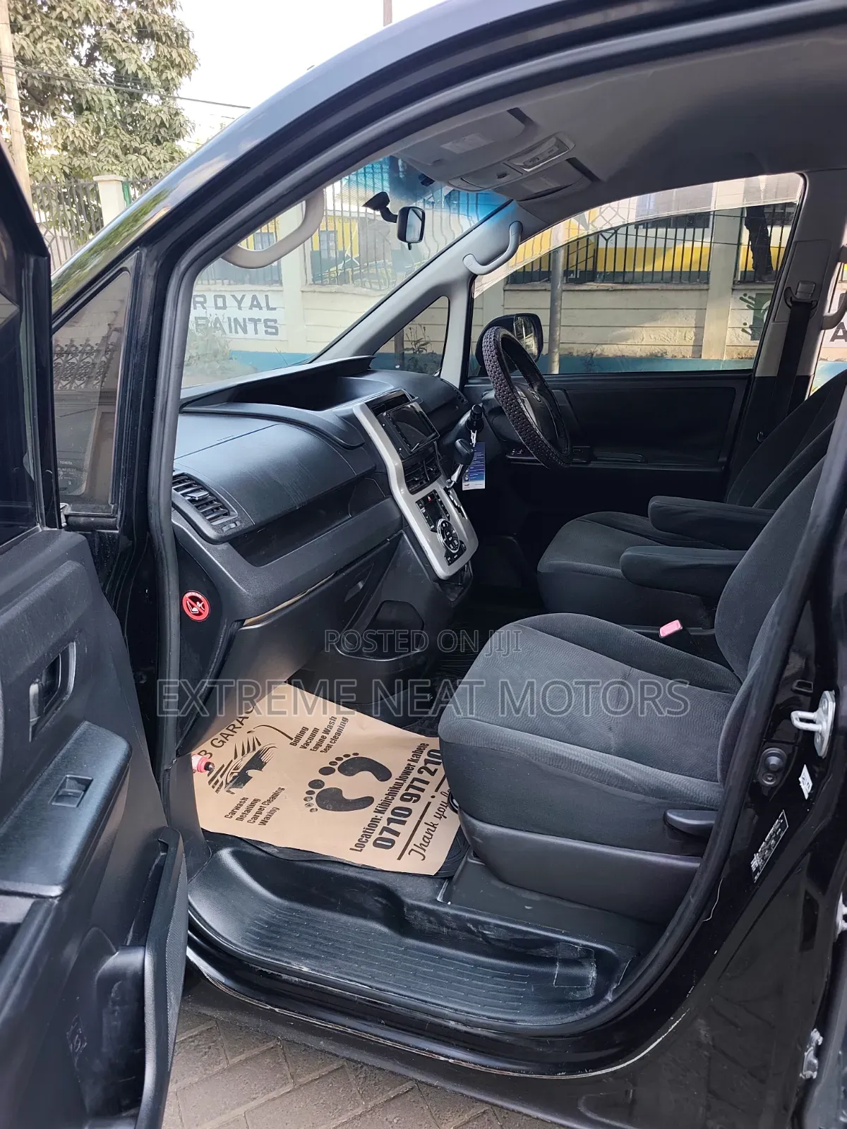 Toyota Voxy 2014 Black