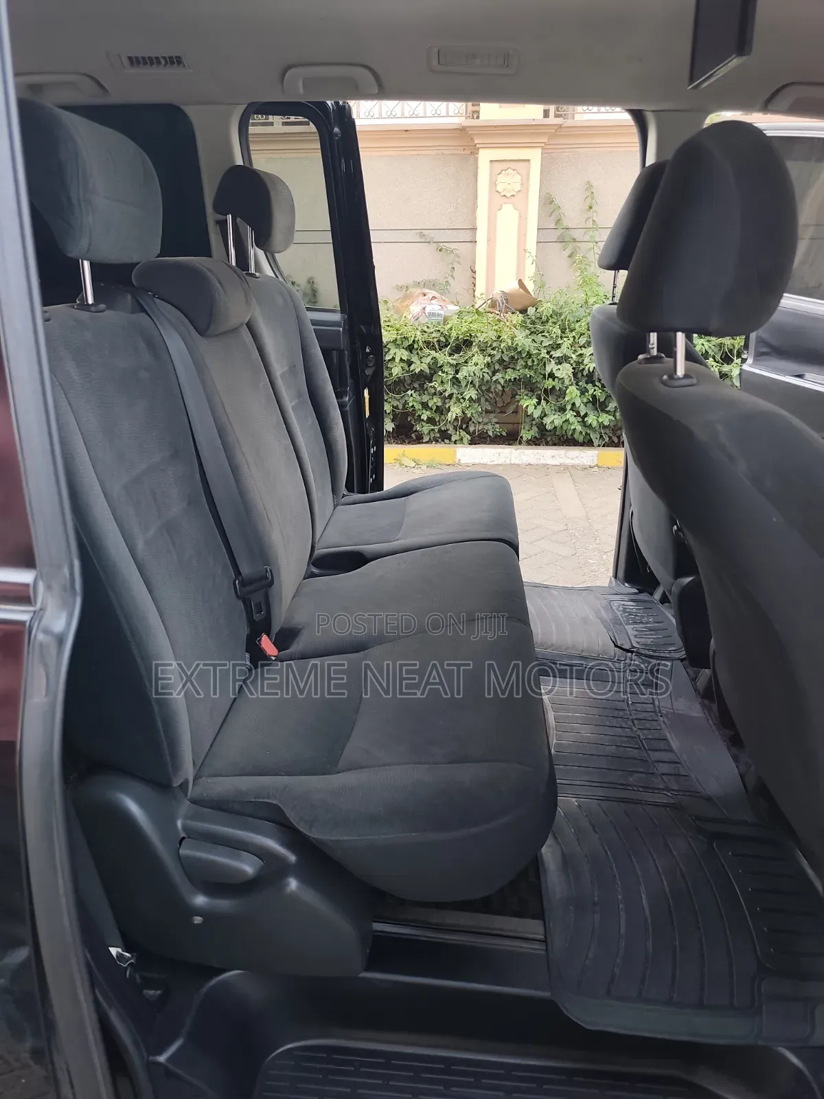 Toyota Voxy 2014 Black