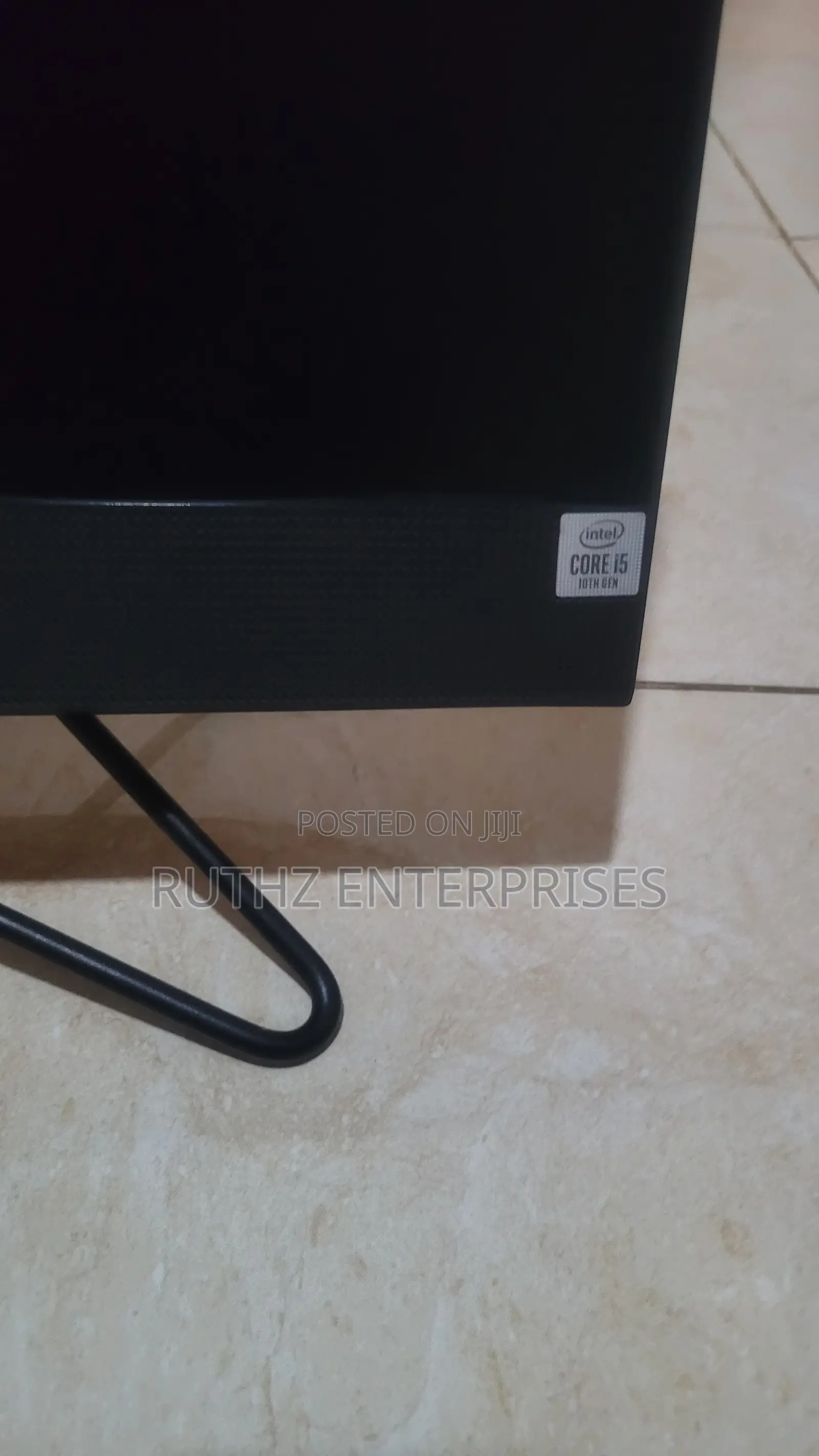Desktop Computer HP 200 G4 22 All-in-One 16GB Intel Core i5 SSD 512GB