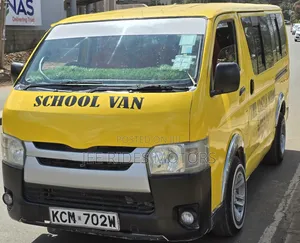 Toyota HiAce 2012 Yellow