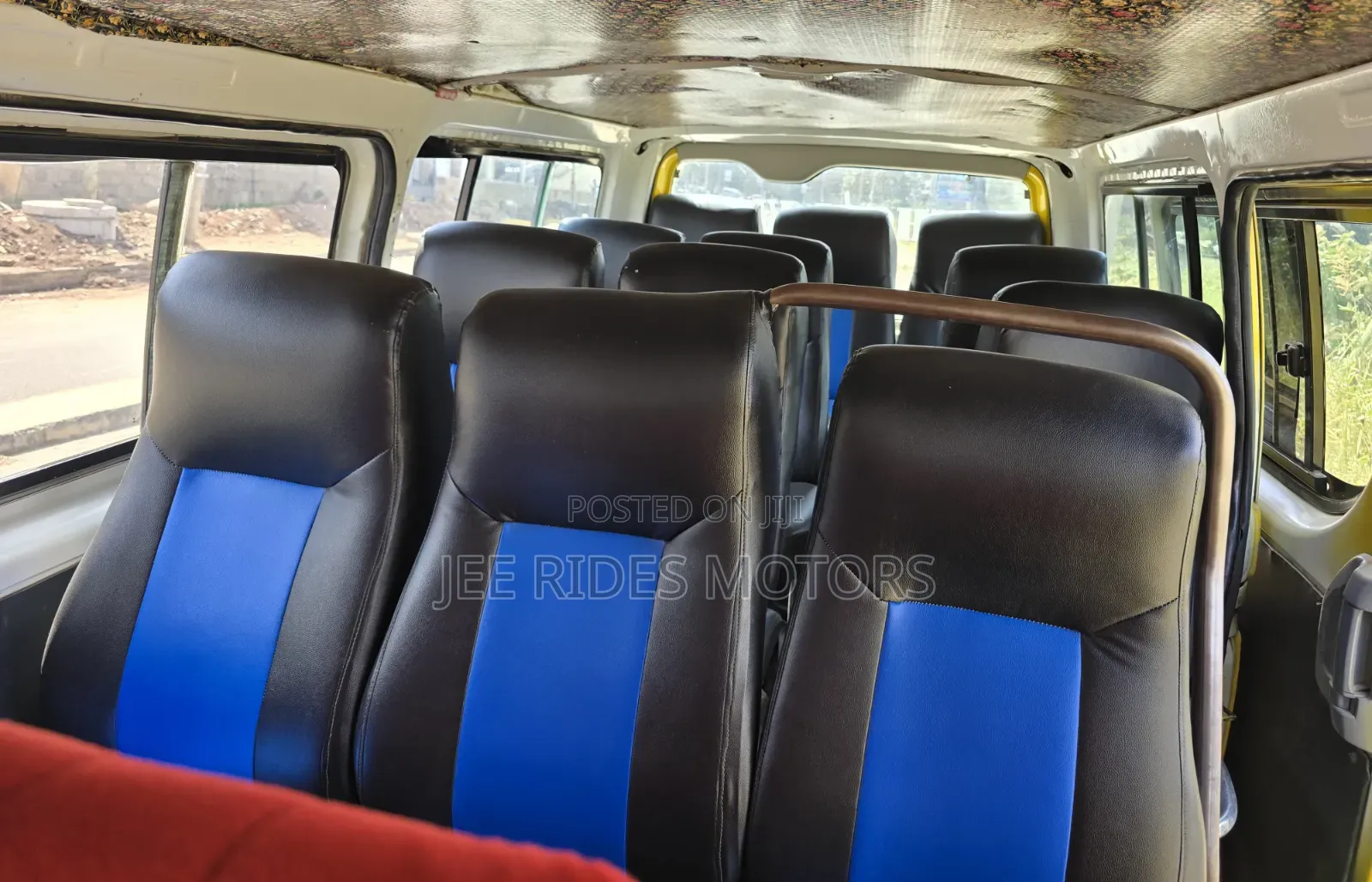 Toyota HiAce 2012 Yellow