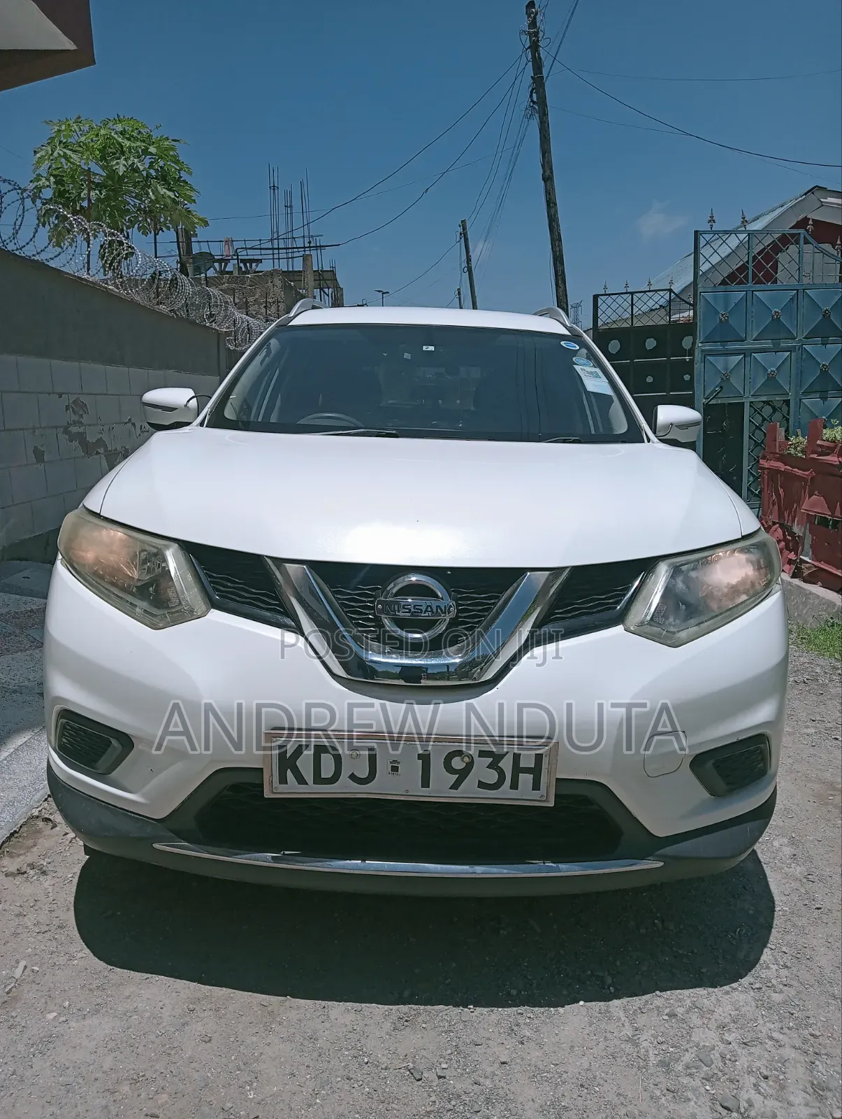 Nissan X-Trail 2.0 Petrol FWD 2015 Pearl