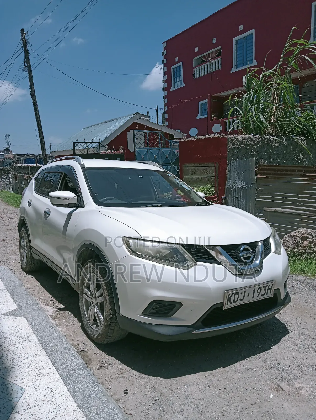 Nissan X-Trail 2.0 Petrol FWD 2015 Pearl
