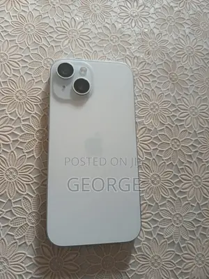 Apple iPhone 15 128 GB White