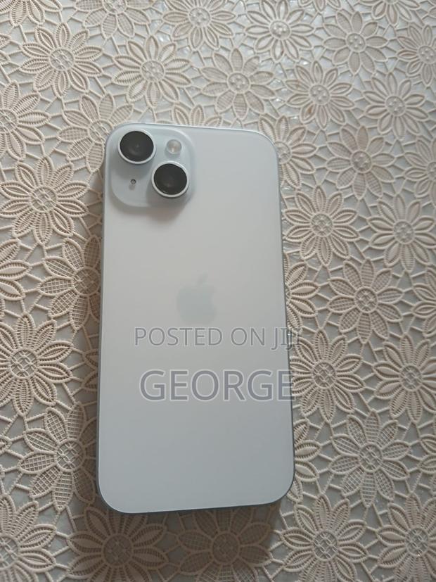 Apple iPhone 15 128 GB White