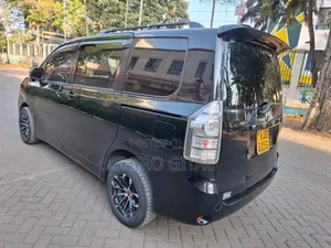 Toyota Voxy 2014 Black