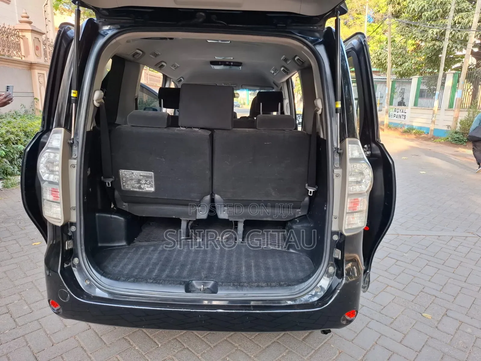 Toyota Voxy 2014 Black