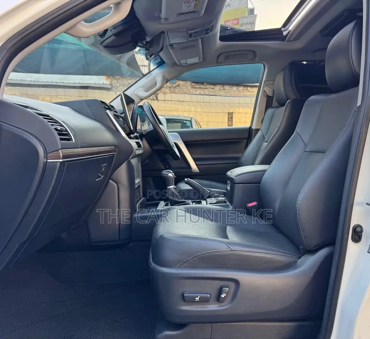 Toyota Land Cruiser Prado 2.8 2022 White