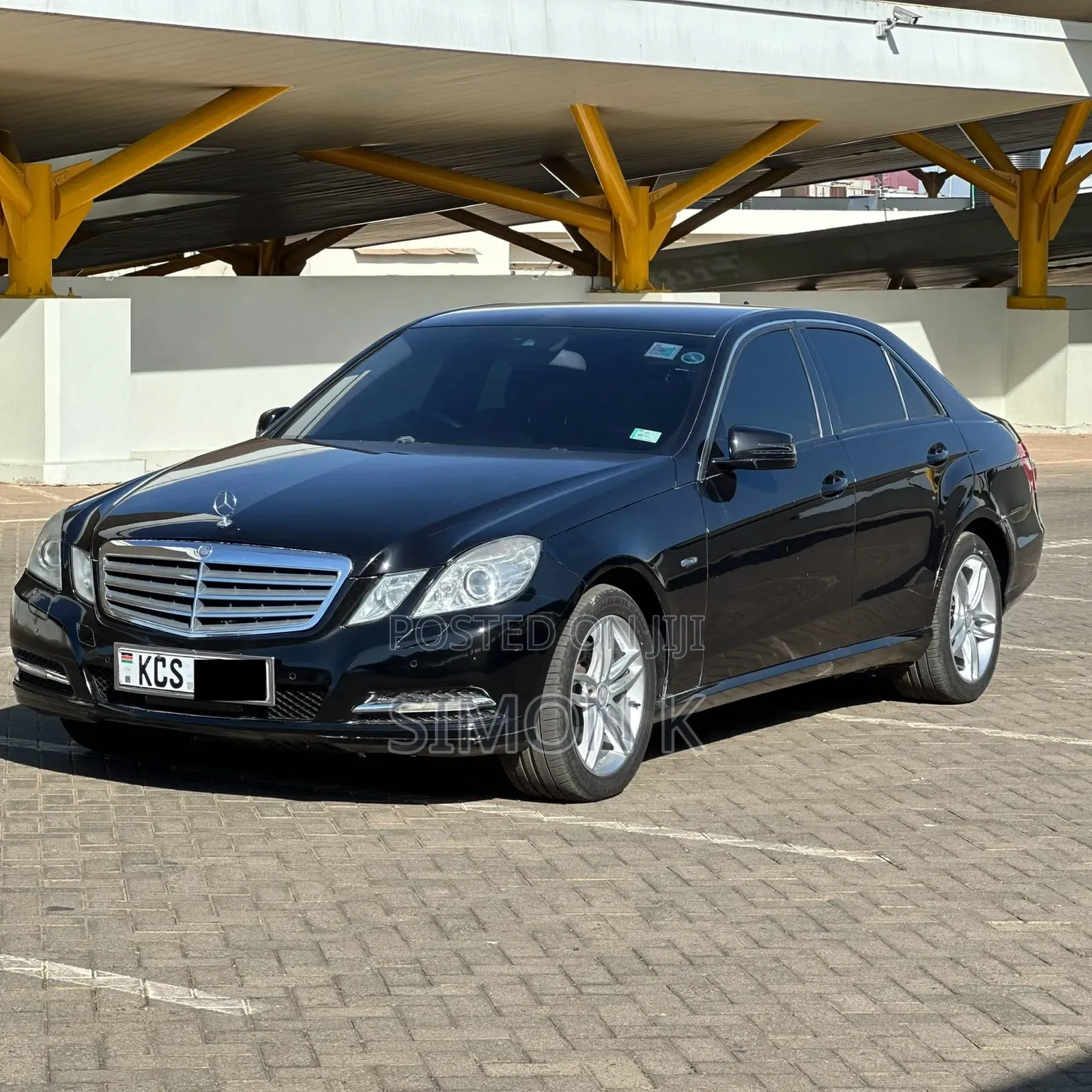 Mercedes-Benz E250 2011 Black