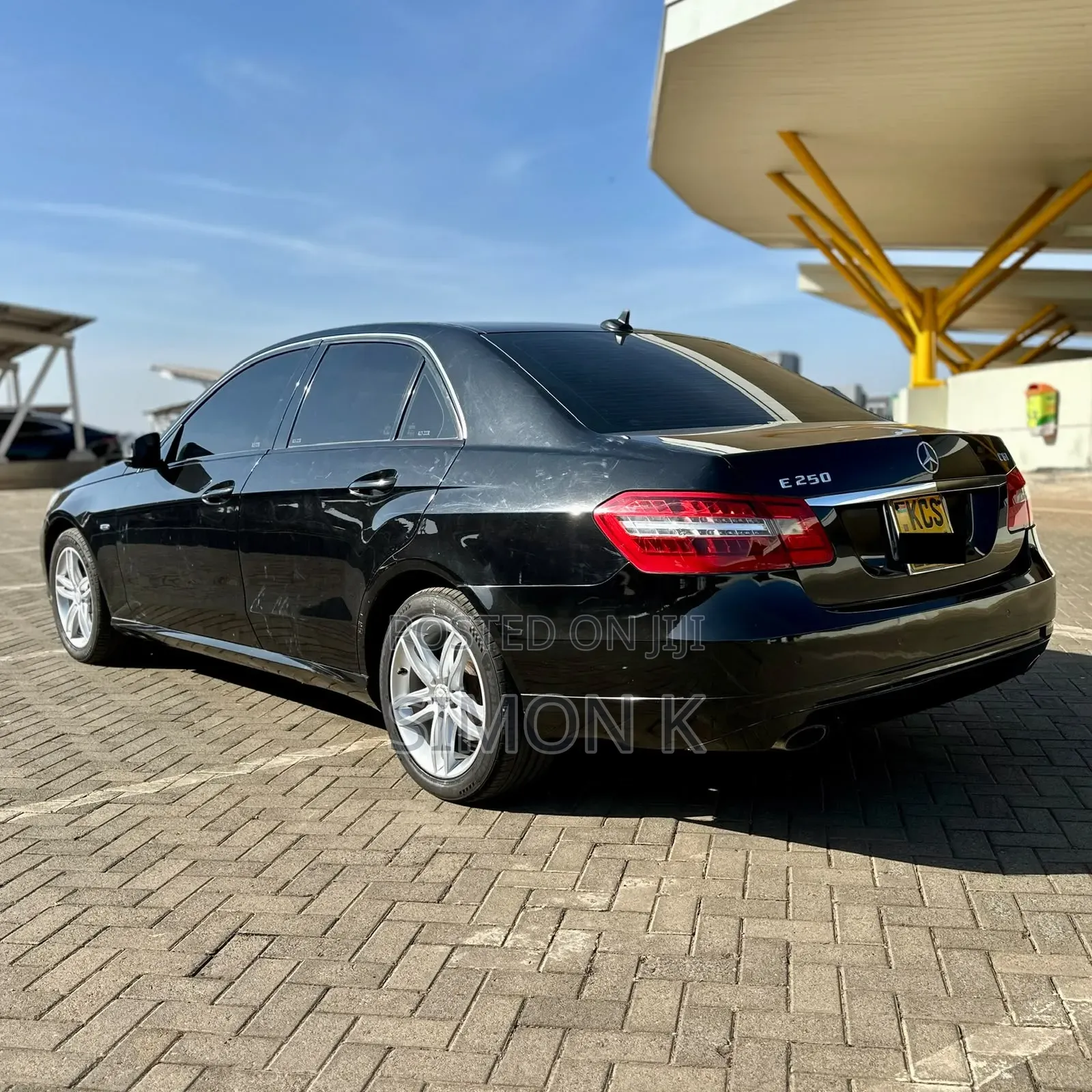 Mercedes-Benz E250 2011 Black