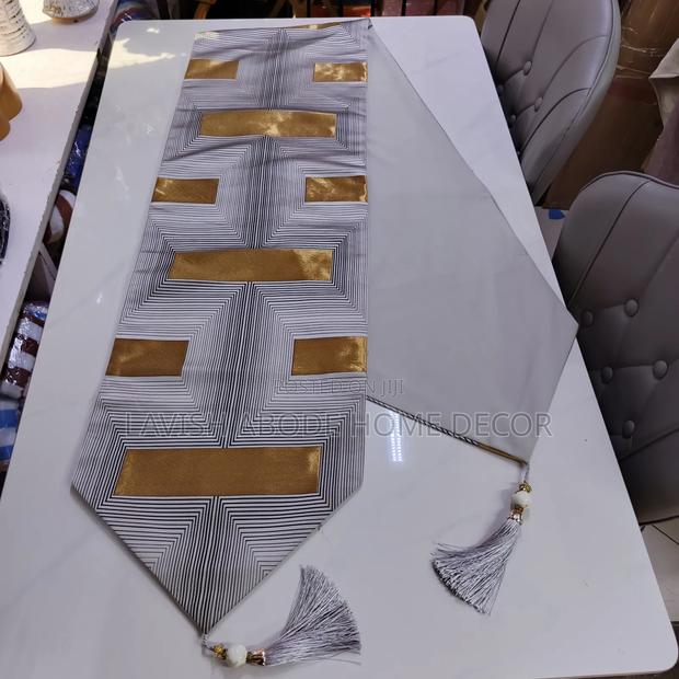 Black & Gold Decorative Table Runner – 230cm Elegant Table Décor
