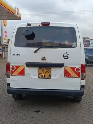 Nissan NV200 2011 White