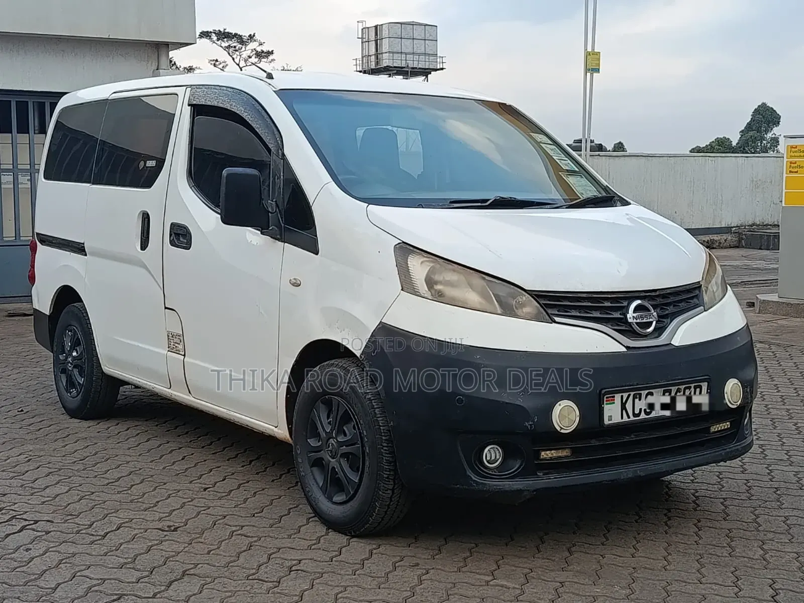 Nissan NV200 2011 White