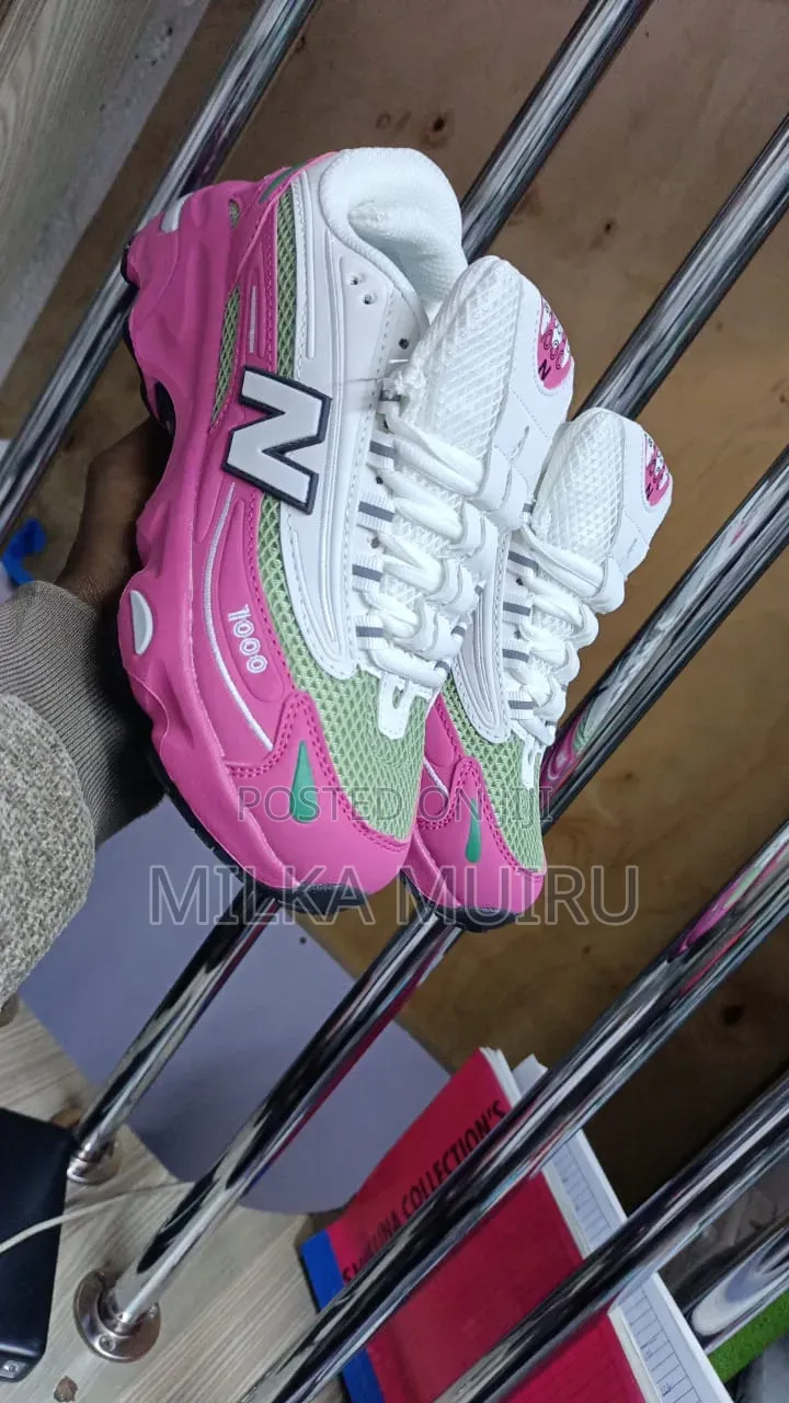 New Balance 1000 Sneakers