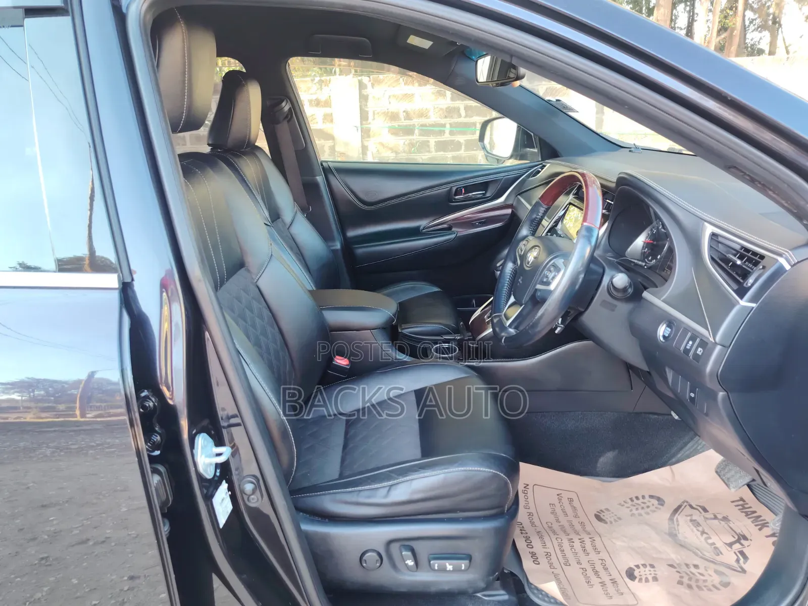 Toyota Harrier 2014