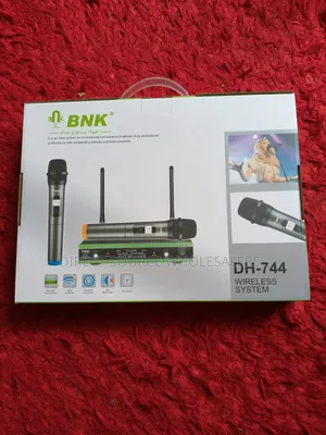 BNK DH-744 Wireless Microphone System – 2 Handheld Mics