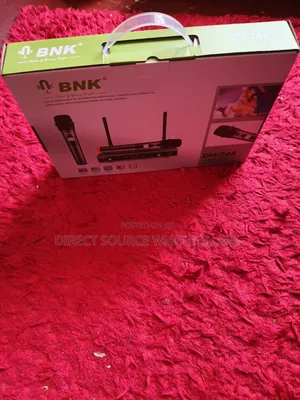 BNK DH-744 Wireless Microphone System – 2 Handheld Mics