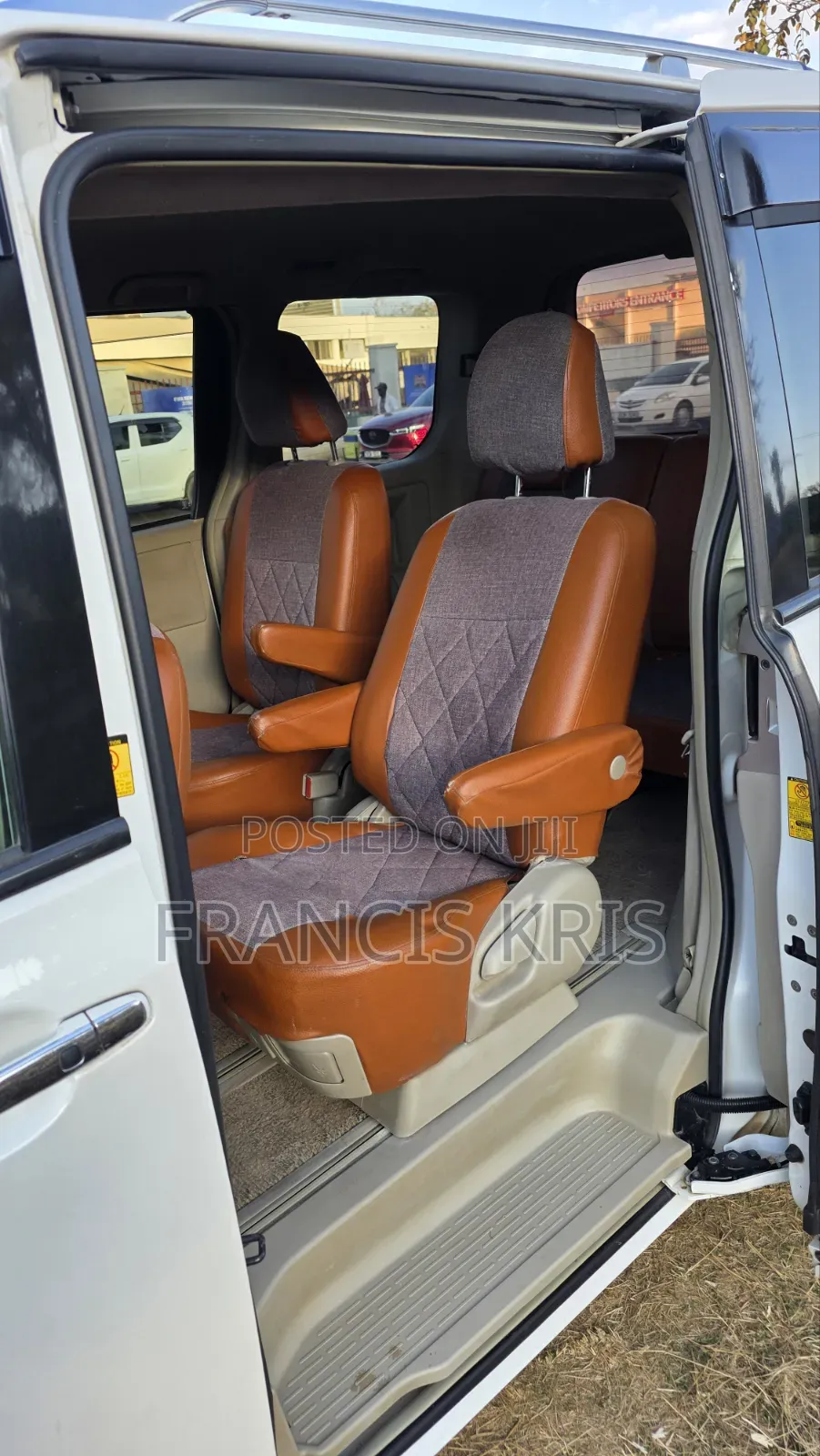 Toyota Noah 2014 White