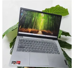 Laptop Lenovo ThinkBook 14 G8 IAL 16GB Intel Core i5 SSD 512GB