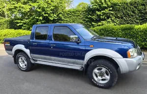 Nissan Hardbody 2005 Blue