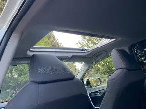 Toyota RAV4 2019 White
