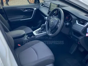 Toyota RAV4 2019 White