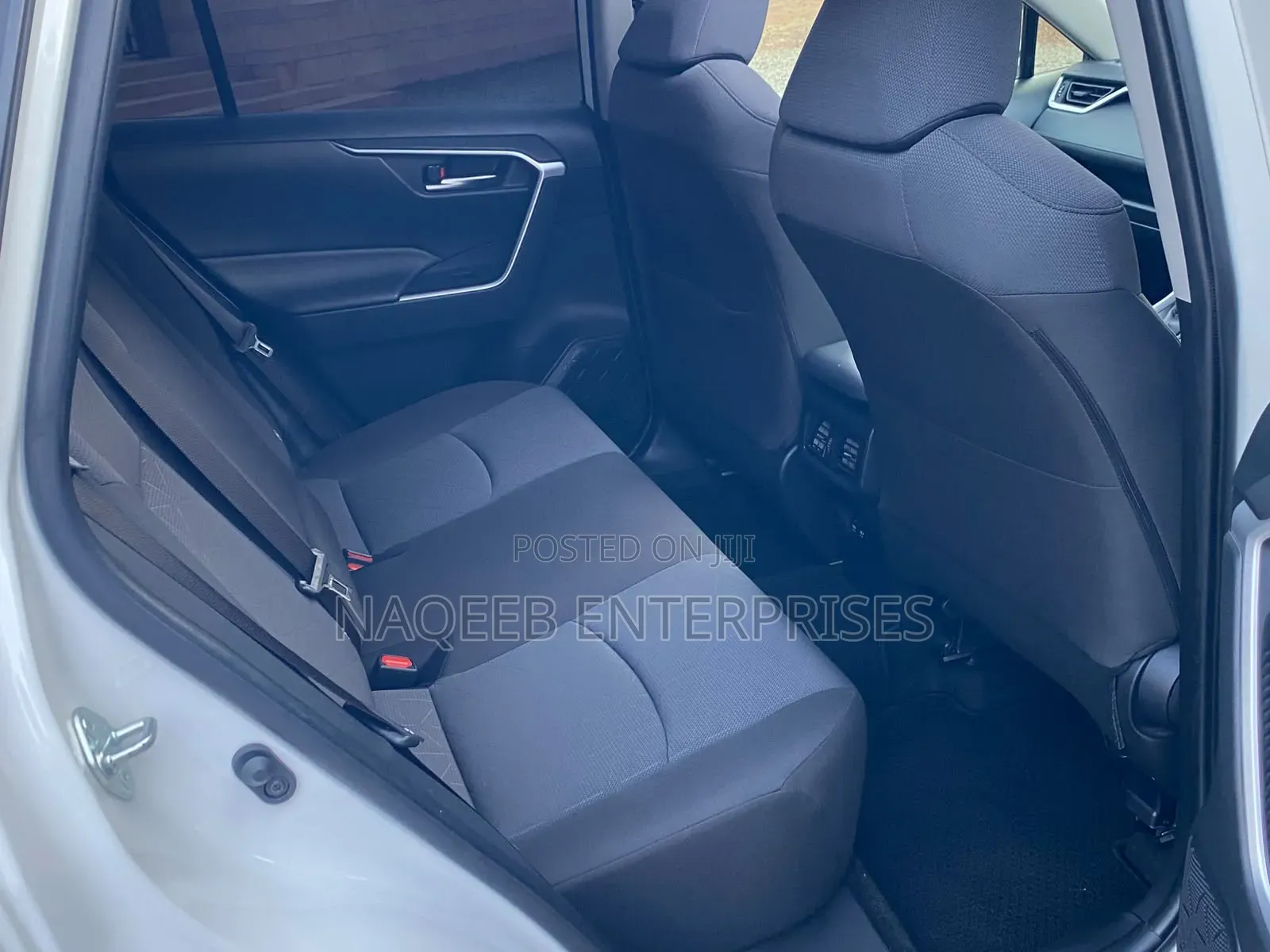 Toyota RAV4 2019 White