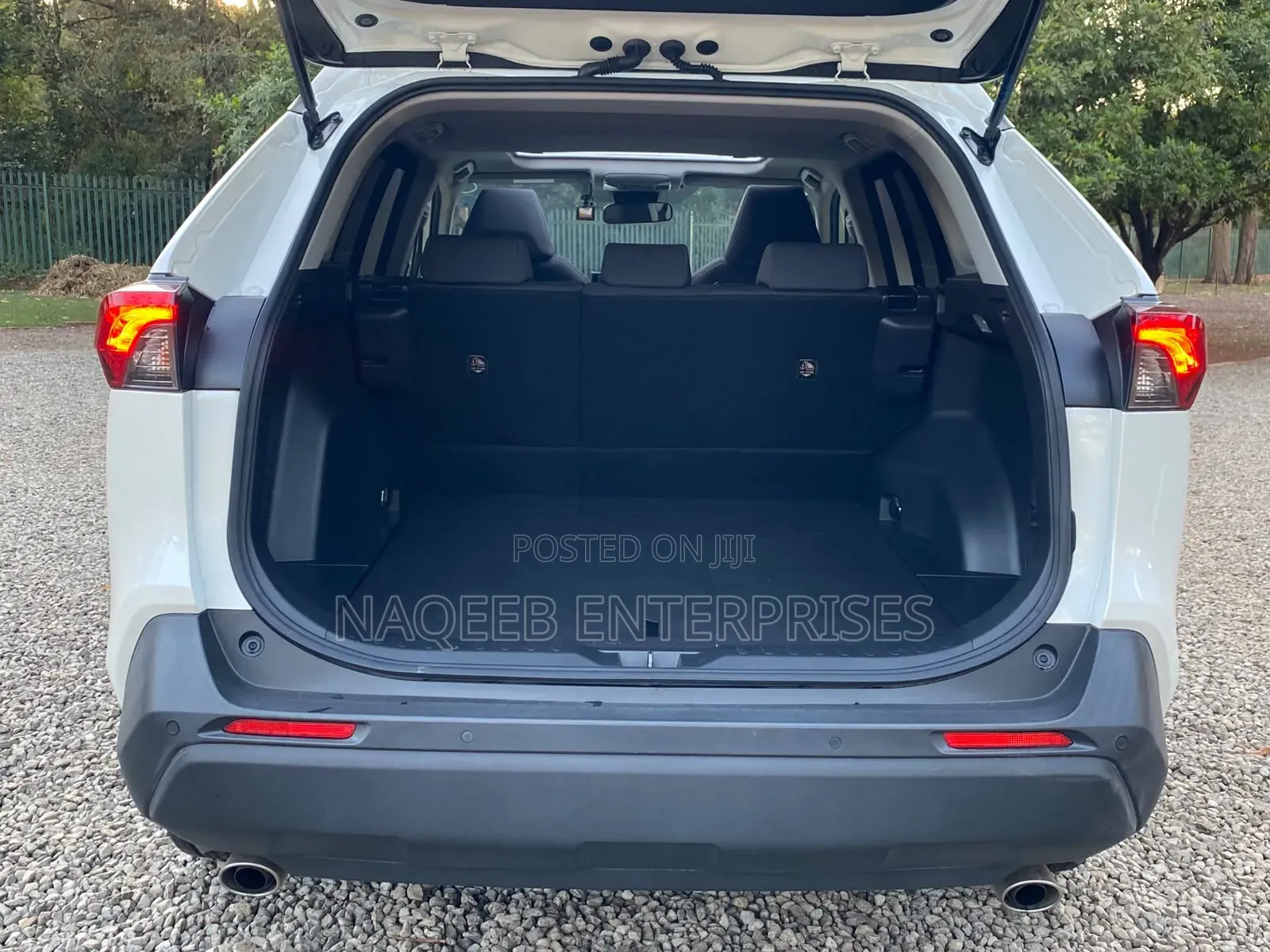 Toyota RAV4 2019 White