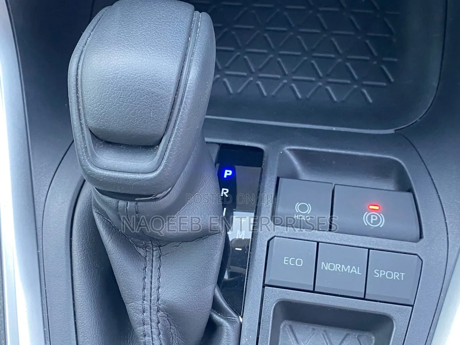 Toyota RAV4 2019 White