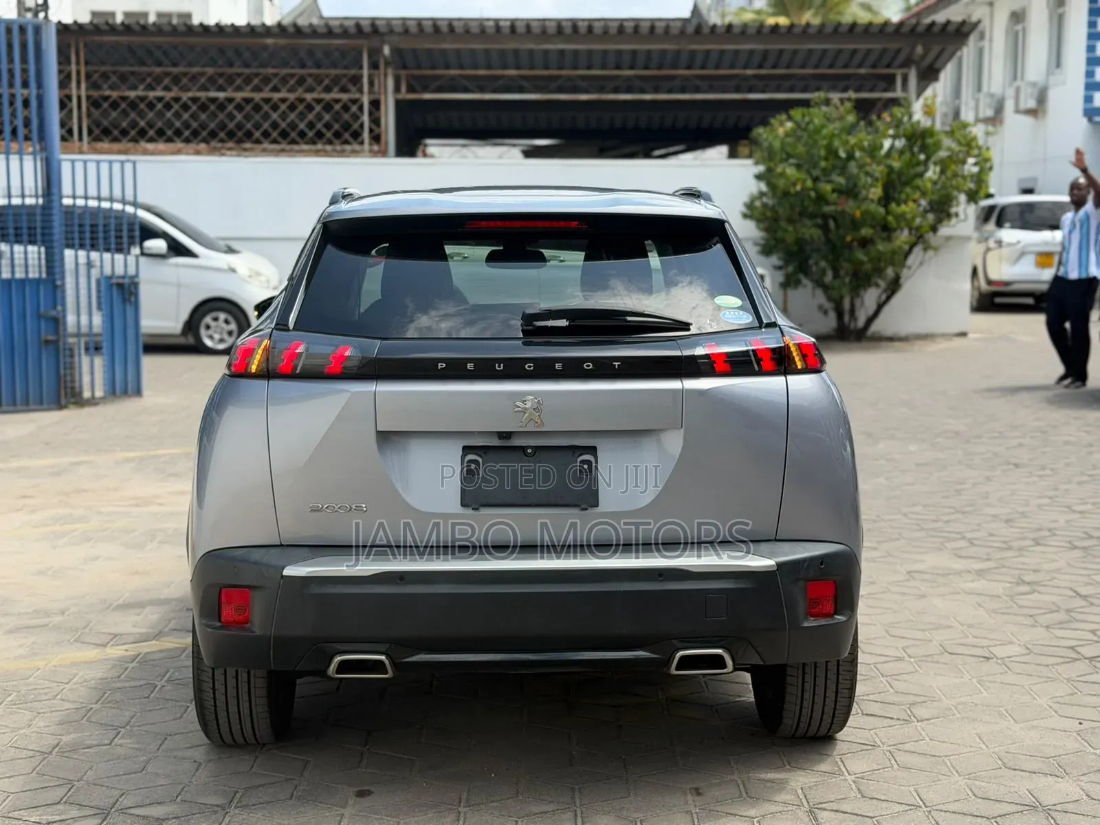 Peugeot 2008 1.2 PureTech (130 Hp) 2021 Gray