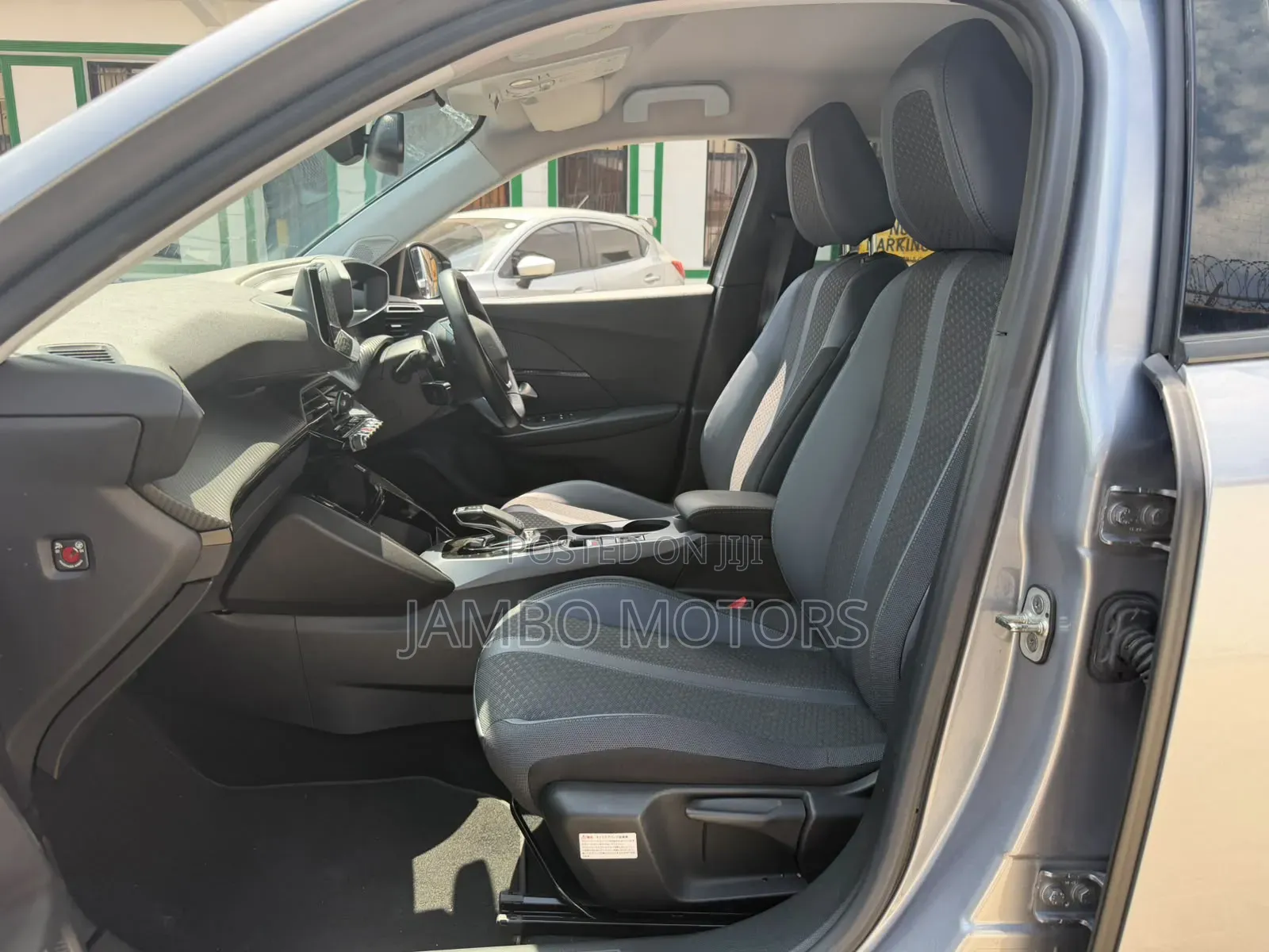 Peugeot 2008 1.2 PureTech (130 Hp) 2021 Gray